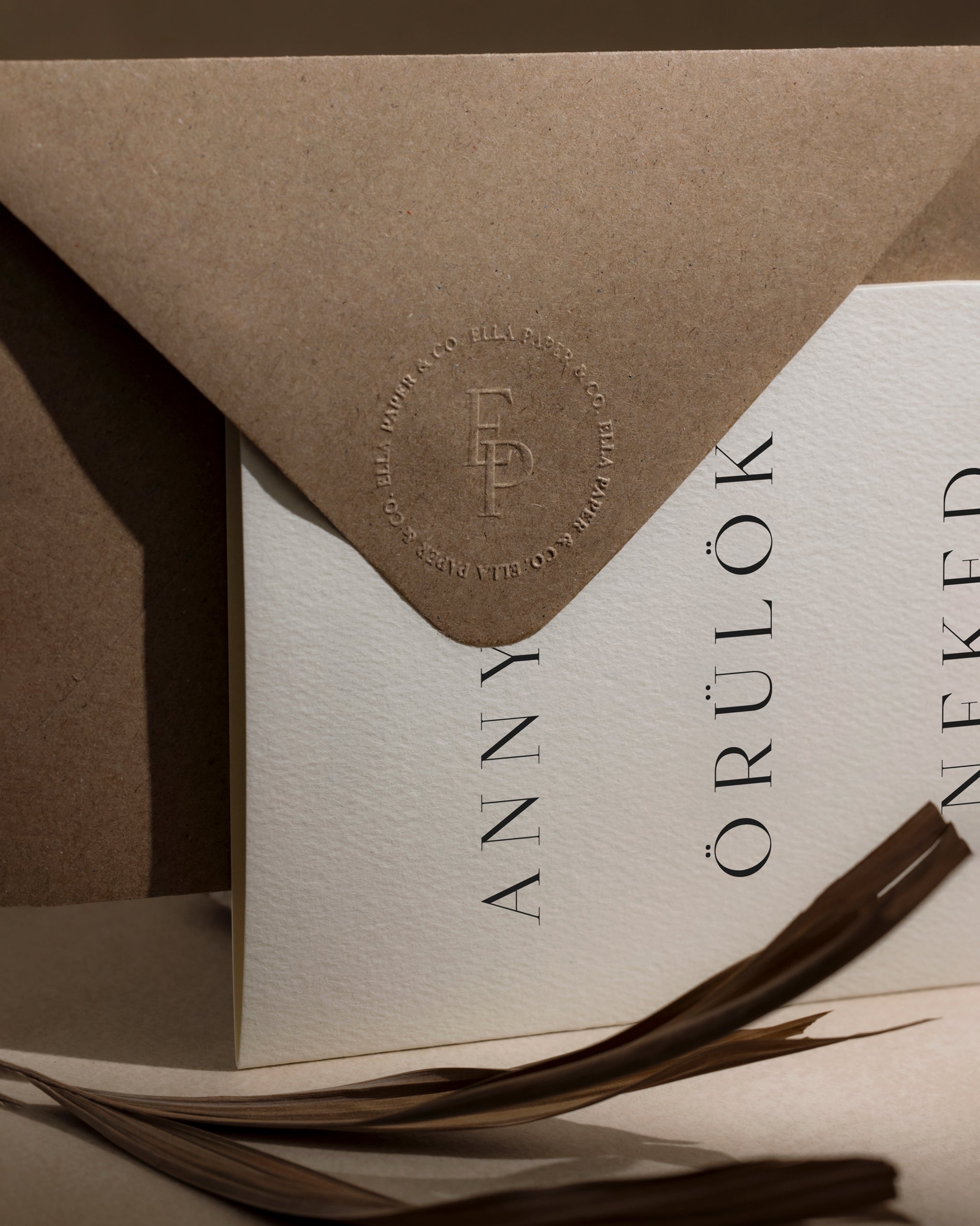 Annyira örülök neked