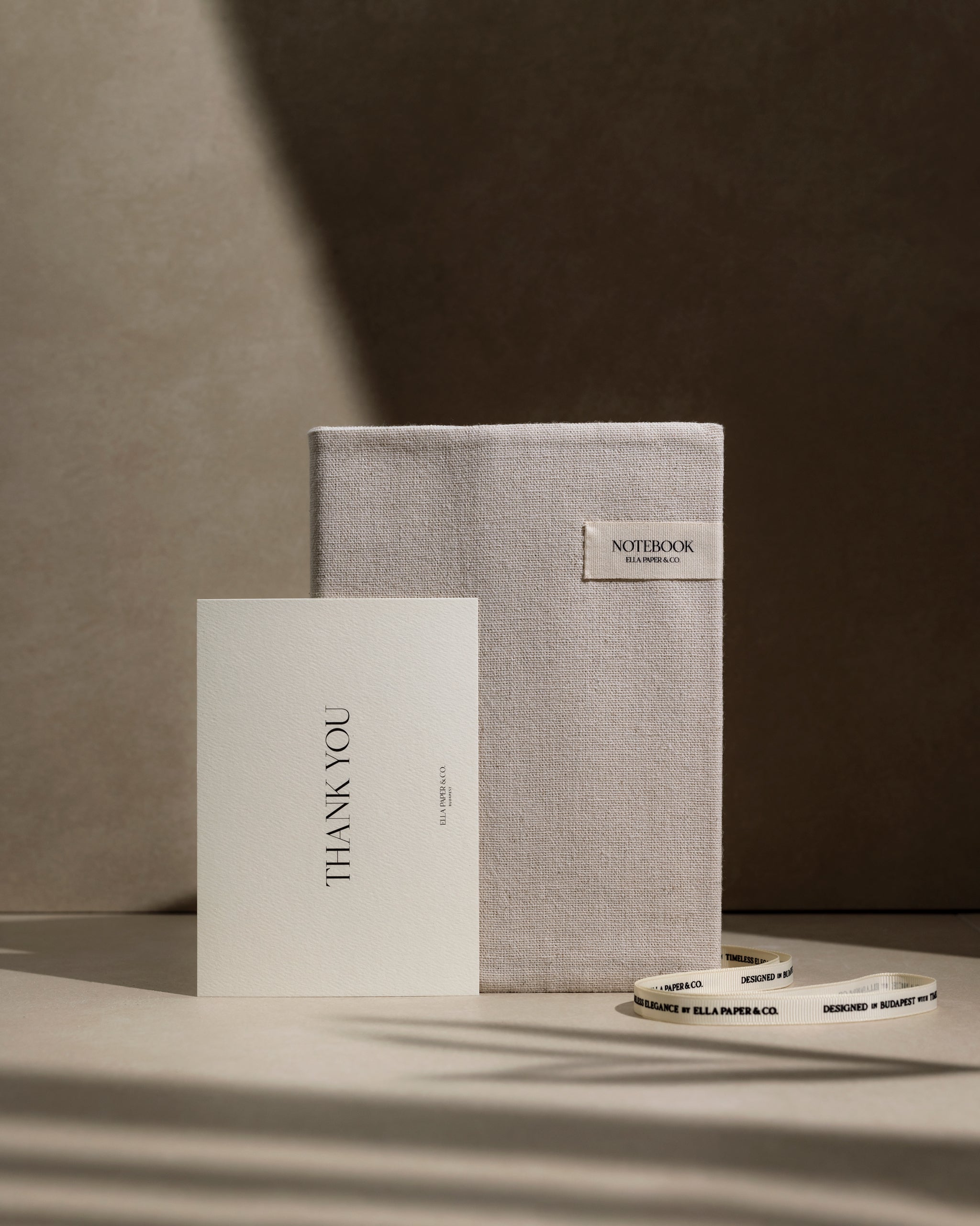 Linen Cover Notebook – Vonalazott jegyzetfüzet lenvászon huzattal