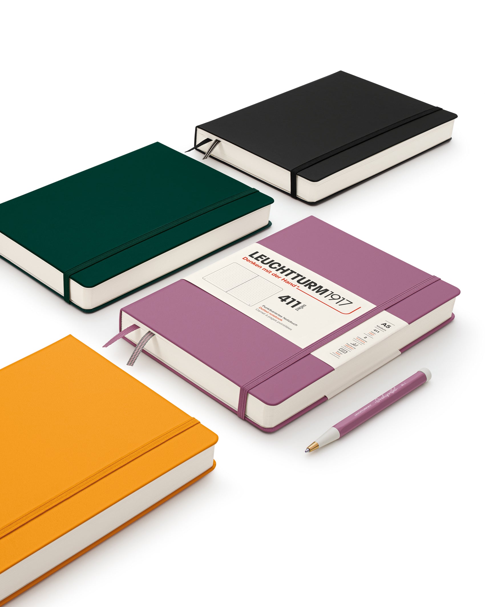 Leuchtturm1917 Notebook 411, sima lapos, Medium (A5) – Black